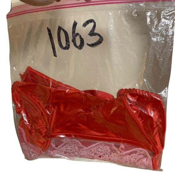 Savage X Fenty Red Goji Berry Bodysuit Womens Size S - Picture 10 of 10